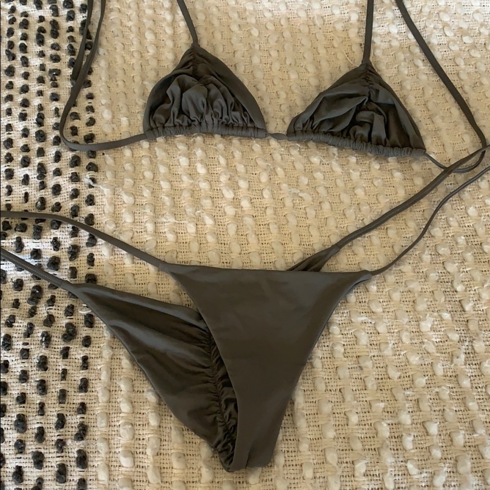 Frankies Bikini Grey